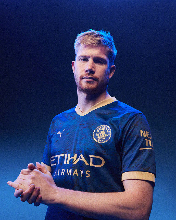 申花主力中卫朱辰杰重伤 下一轮京沪大战谁顶上？